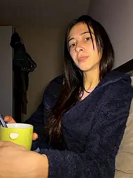 SOFIASWEETSECRETT online show from January 13, 6:06 am