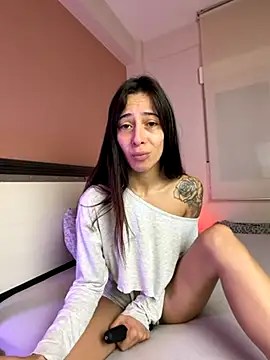 Snapshot of SOFIASWEETSECRETT chatting on November 10, 7:46 am SOFIASWEETSECRETT online show from November 10, 7:46 am