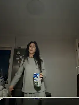 SOFIASWEETSECRETT online show from February 15, 2:45 am