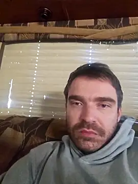 Snapshot of StupidCliff7 chatting on February 3, 2:33 pm StupidCliff7 online show from February 3, 2:33 pm