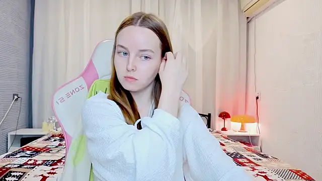 Wild  flowers online show from November 29, 8:31 pm