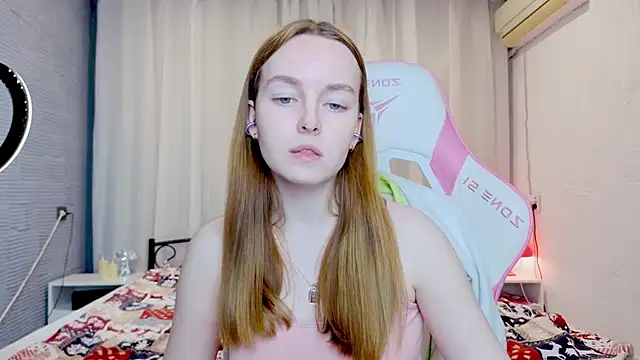 Wild  flowers online show from December 5, 6:17 pm