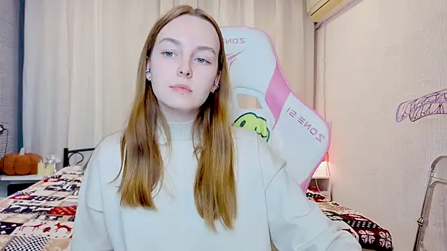 Wild  flowers online show from November 28, 7:25 pm