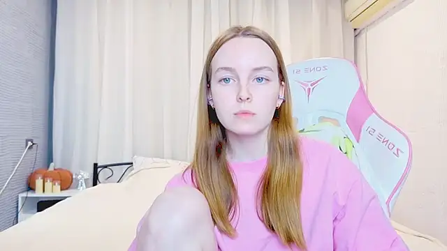 Wild  flowers online show from November 22, 8:08 pm