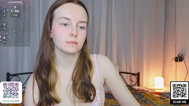 Snapshot of Wild__flowers chatting on July 18, 10:18 pm Wild flowers online show from July 18, 10:18 pm
