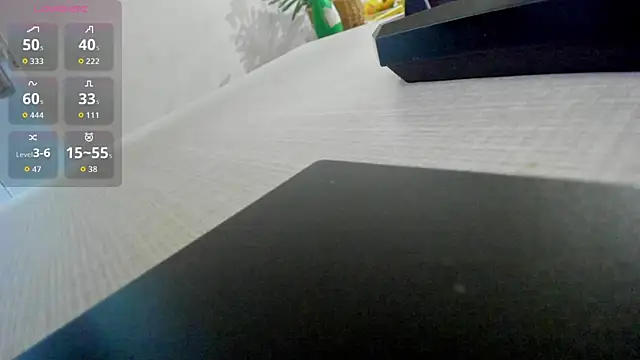 AishaRouhi online show from October 24, 4:00 am