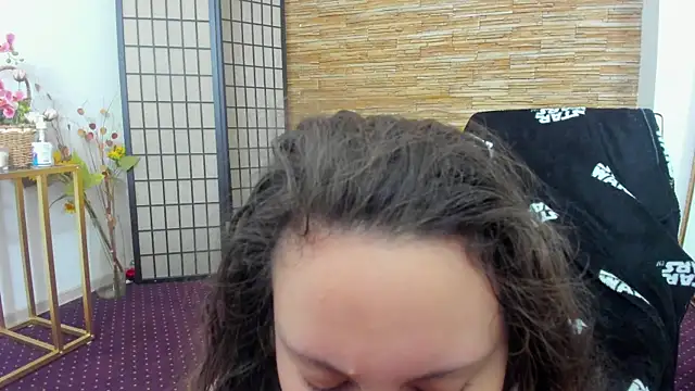 AishaRouhi online show from November 27, 5:52 am