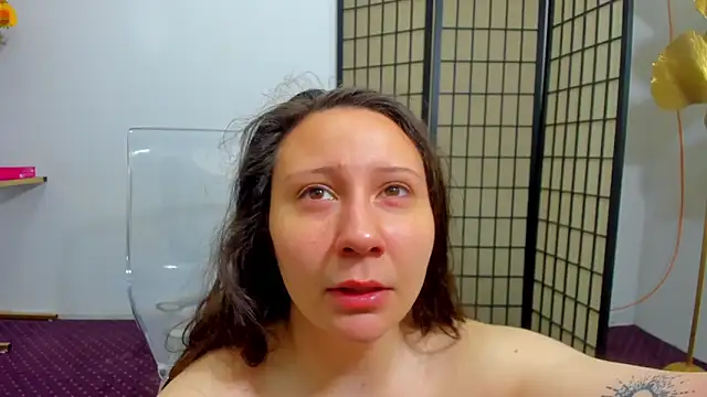 AishaRouhi online show from March 28, 4:35 am