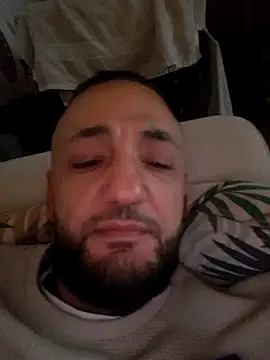 Reeeks69 online show from March 2, 4:17 am