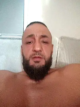 Reeeks69 online show from April 19, 5:30 am