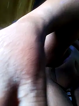 Hugemassivebootie online show from November 18, 1:32 am