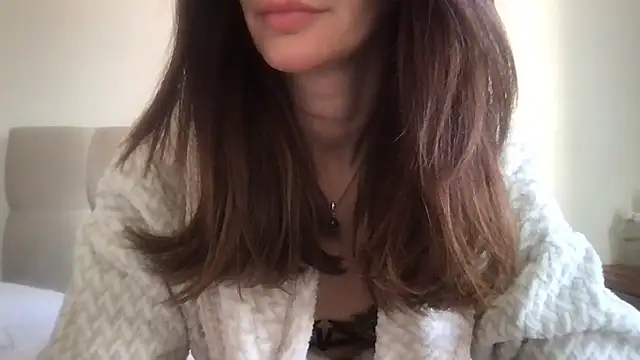 paolajonez online show from October 25, 5:46 pm