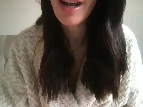 paolajonez online show from May 10, 12:53 pm