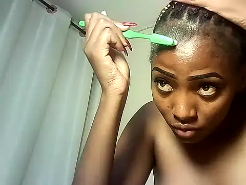 nanaswee online show from April 4, 4:13 pm