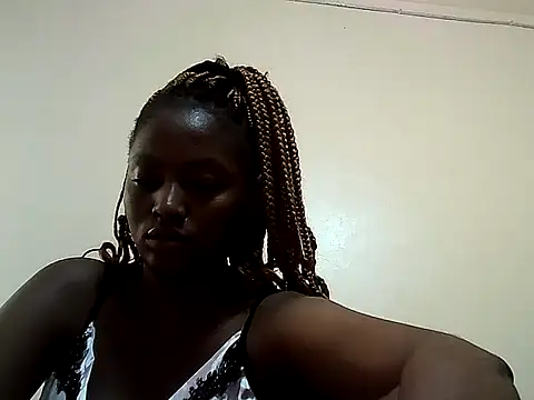 nanaswee online show from May 20, 5:37 am