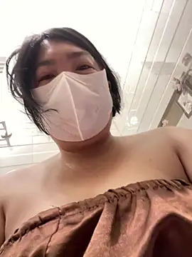 Hachi Sweetbabie  online show from February 4, 11:16 am