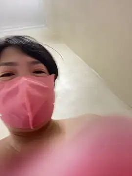 Hachi Sweetbabie  online show from September 22, 5:19 pm