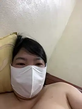 Hachi Sweetbabie  online show from April 8, 10:11 pm