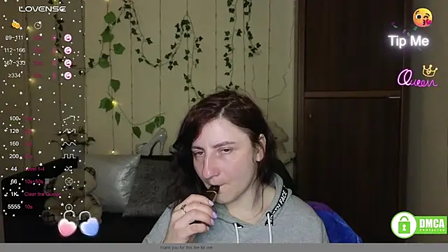 Muse kitty jenia online show from April 19, 6:10 pm