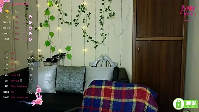 Snapshot of Muse_kitty_jenia chatting on September 15, 11:32 am Muse kitty jenia online show from September 15, 11:32 am