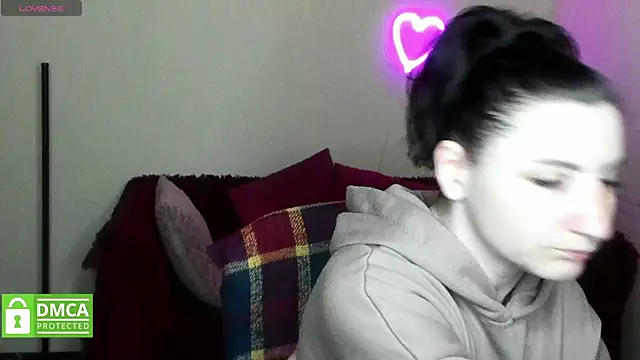 Muse kitty jenia online show from November 12, 6:23 pm