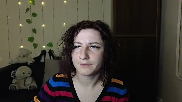 Snapshot of Muse_kitty_jenia chatting on March 15, 6:21 pm Muse kitty jenia online show from March 15, 6:21 pm