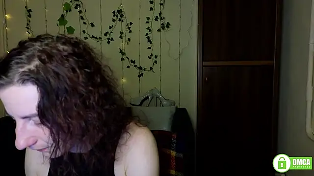 Snapshot of Muse_kitty_jenia chatting on September 14, 5:19 am Muse kitty jenia online show from September 14, 5:19 am