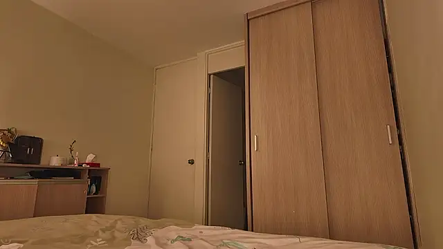 juanasnz99 online show from March 9, 3:32 am