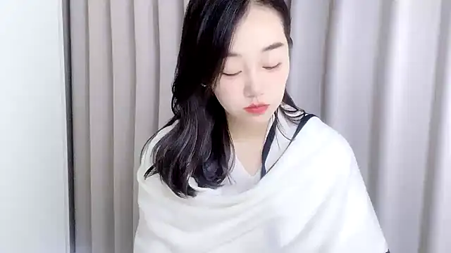 cloud8822 online show from November 4, 5:00 am