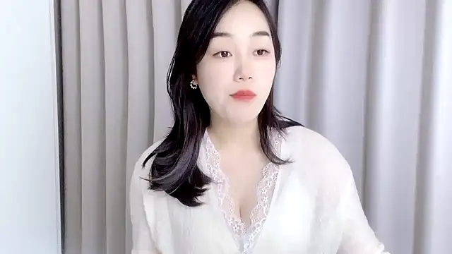 cloud8822 online show from November 13, 4:49 am