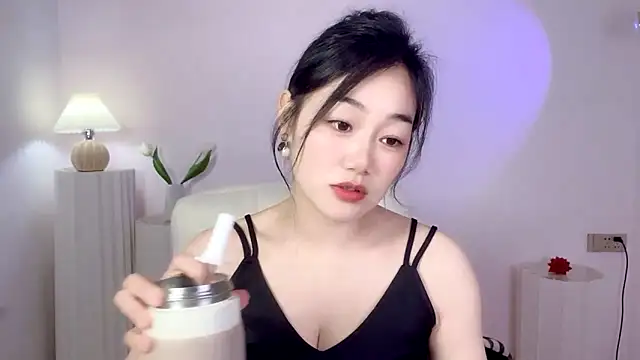 cloud8822 online show from February 12, 2:21 pm