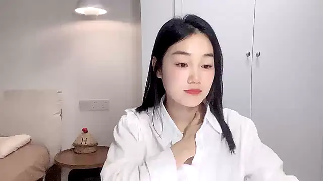 cloud8822 online show from April 20, 2:07 pm