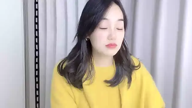 cloud8822 online show from November 9, 2:10 pm