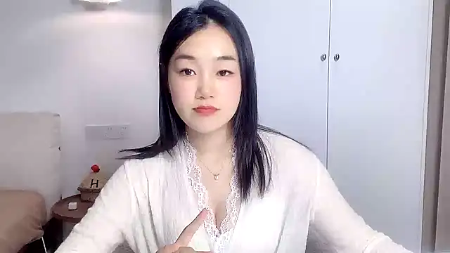 cloud8822 online show from April 22, 2:02 pm