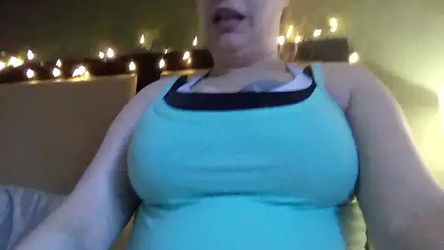 Lalalynn online show from March 16, 1:37 pm