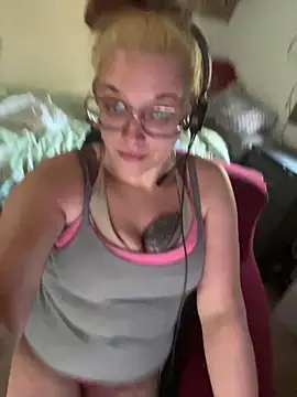 Lalalynn online show from November 17, 10:25 pm