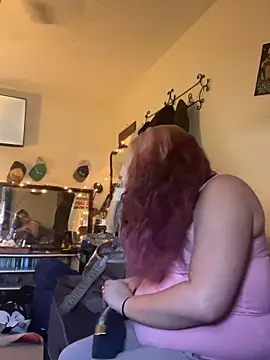 Lalalynn online show from February 5, 9:43 pm