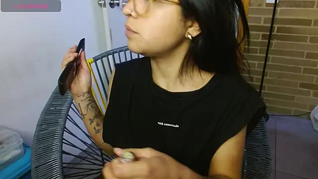 helenacyruss online show from November 9, 3:16 pm