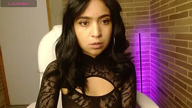 helenacyruss online show from February 19, 7:11 pm