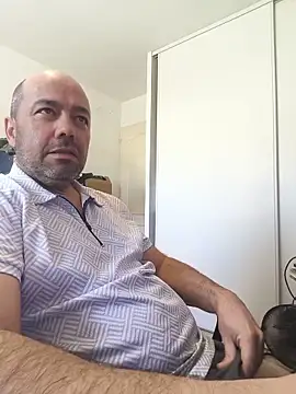 veryverybigdick45 online show from May 26, 10:35 am