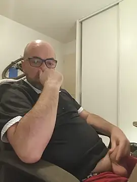veryverybigdick45 online show from June 10, 10:22 pm