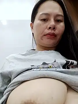 Baby-ladyass20 online show from April 2, 2:08 am