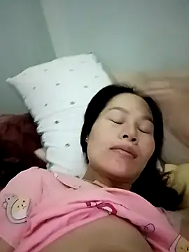 Snapshot of Baby-ladyass20 chatting on March 18, 10:04 pm Baby-ladyass20 online show from March 18, 10:04 pm