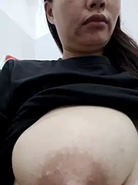 Baby-ladyass20 online show from May 6, 2:15 am