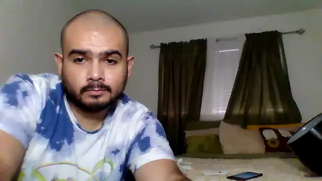 Snapshot of JooveyRose chatting on October 18, 6:43 pm JooveyRose online show from October 18, 6:43 pm