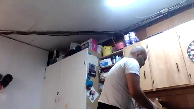 Snapshot of JooveyRose chatting on March 2, 6:27 am JooveyRose online show from March 2, 6:27 am