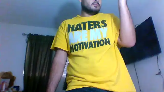 Snapshot of JooveyRose chatting on October 17, 2:52 pm JooveyRose online show from October 17, 2:52 pm