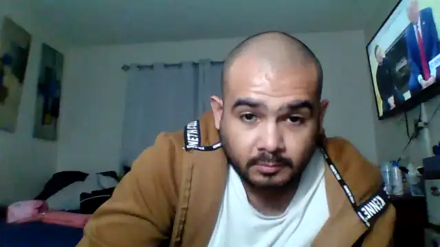 Snapshot of JooveyRose chatting on March 2, 9:43 am JooveyRose online show from March 2, 9:43 am