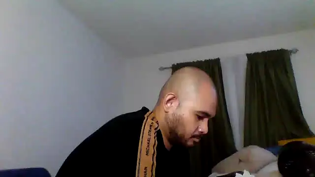 Snapshot of JooveyRose chatting on November 15, 1:48 pm JooveyRose online show from November 15, 1:48 pm