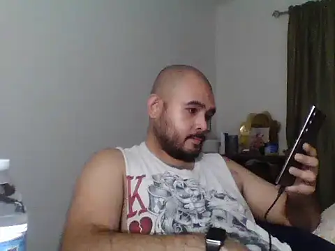 Snapshot of JooveyRose chatting on October 21, 5:01 pm JooveyRose online show from October 21, 5:01 pm